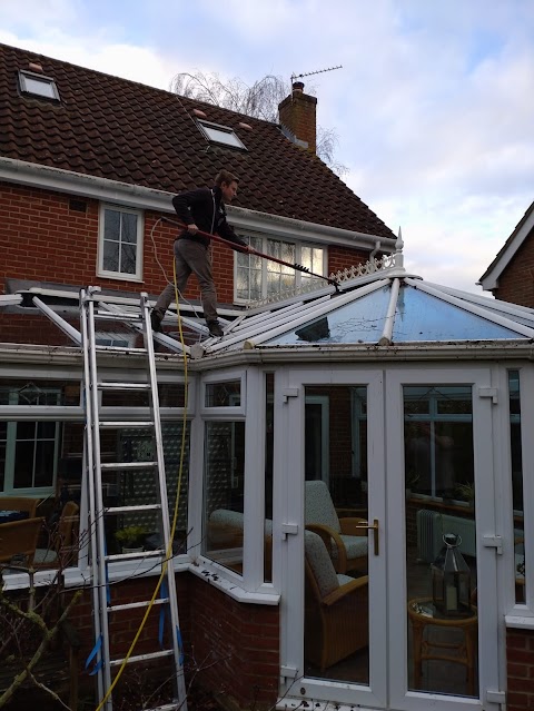 Crystal glass window cleaning