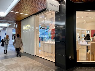 Pandora Ealing