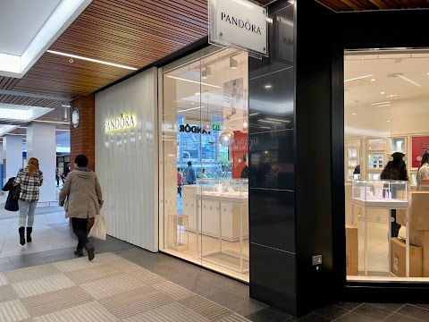 Pandora Ealing