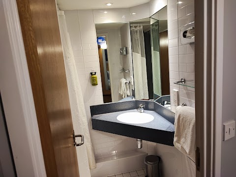 Holiday Inn Express London - Limehouse, an IHG Hotel