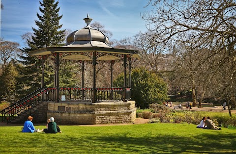 The Pavilion Gardens