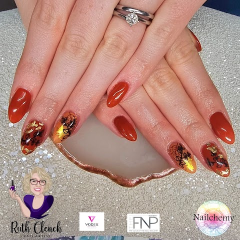 Ruth Clench - Nail Artist