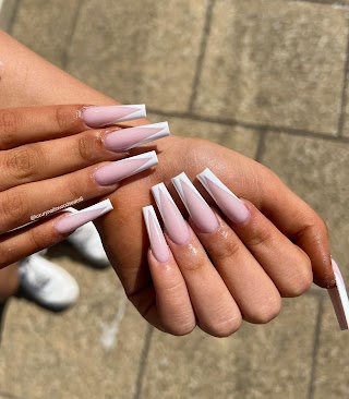 Luxury Nails & Beauty Sheffield