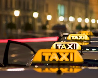 Kentish Town Taxis & Cabs