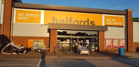 Halfords - Hanley