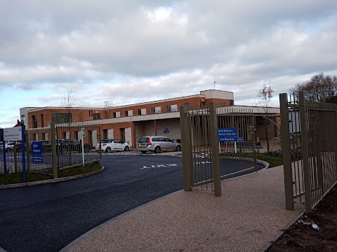 Longton South Primary Care Centre (PCC)