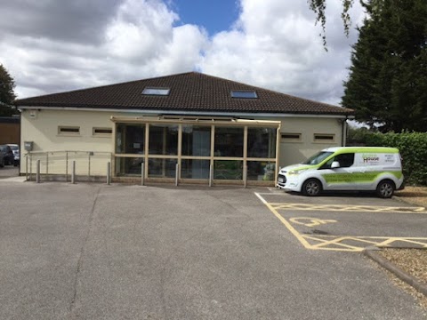 Acorn House Veterinary Hospital