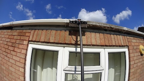 GutterPRO Gutter Cleaning South West London