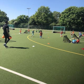 We Make Footballers: Sunbury Football Academy