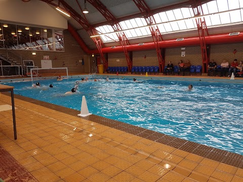 Bedford Modern School Swimming Pool