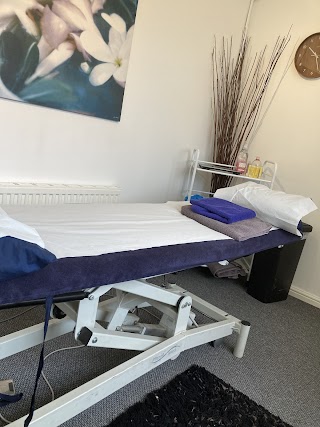 Leanne Greasley Massage Therapies