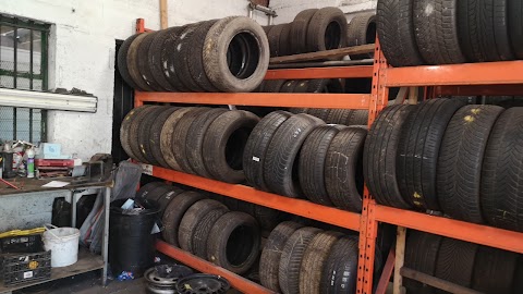 CW2 Tyres