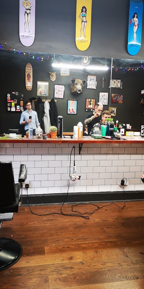 Benjamin's Barber Shop