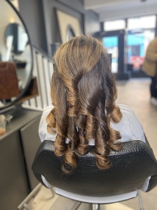 Blow Me Bouncy - Blowdry Bar Leeds