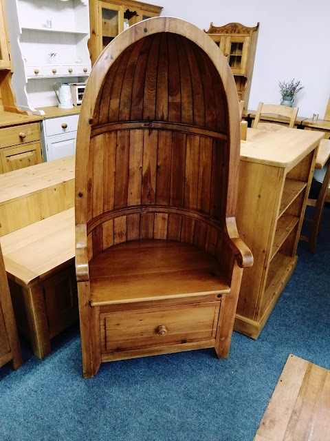 Highfield Pine & Oak furniture