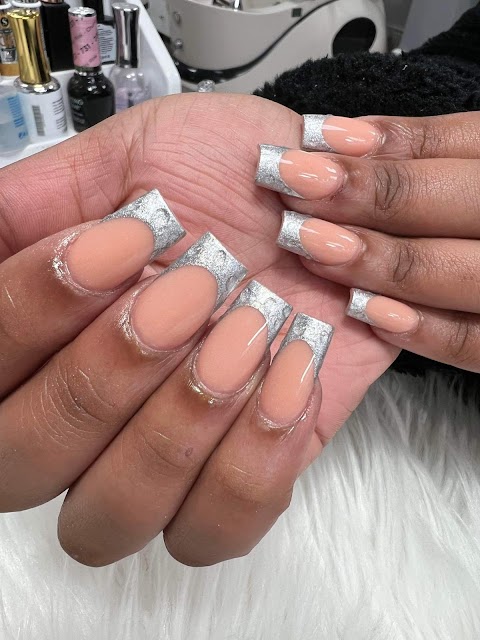 Long Nails Beauty Spa