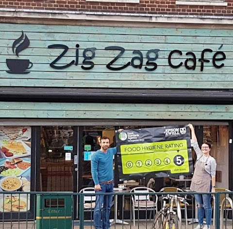 Zig Zag Cafe