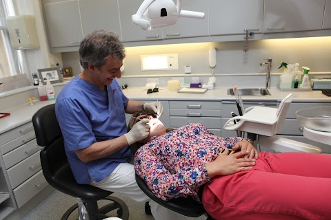 Edgar Buildings Dental & Implant Clinic