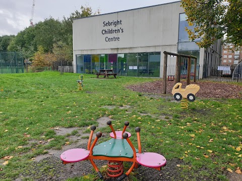 Sebright Children's Centre