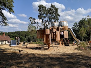 Lakeside Adventure, Playground