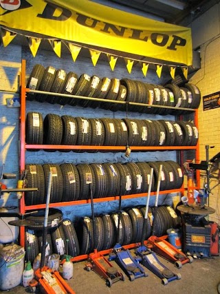 Pauls Tyres