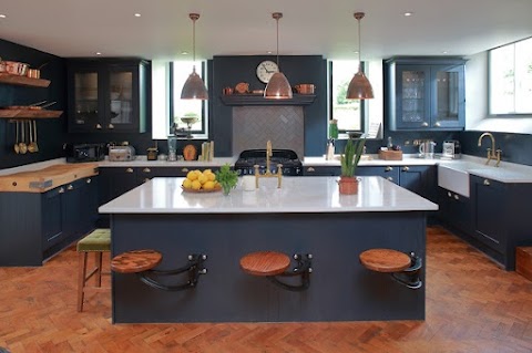 Valentino Kitchens