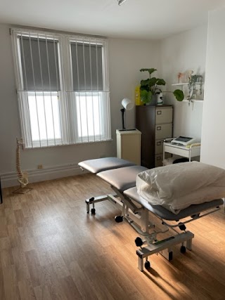 Larwood Physiotherapy Clinic