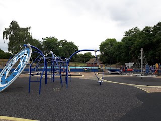 Winn's Common Adventure Playground And Paddling Pool