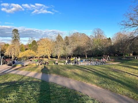 Vassells Park (Oldbury Court Estate)