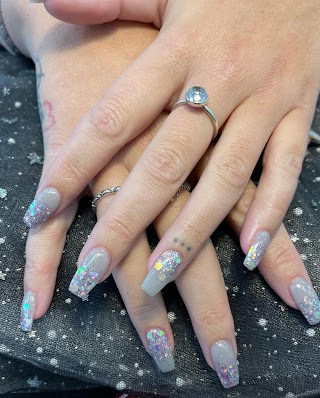 WDK Nails