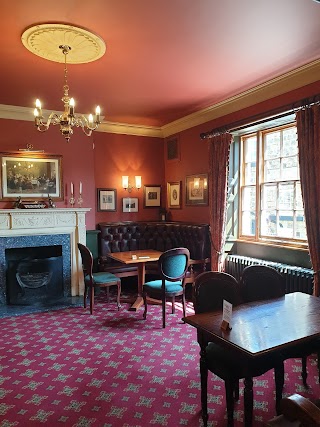 Harewood Arms Hotel