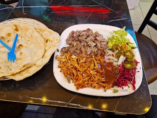 Dubai Shawarma