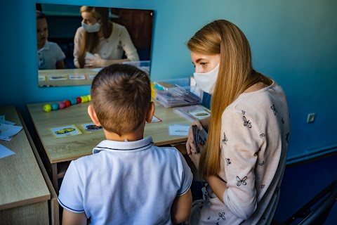 Логопедичний центр сім'ї Пасічників "Сhildren's time"