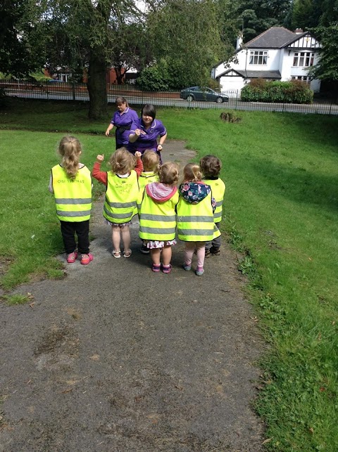 Kids adVentures Prestwich Nursery and Forest School