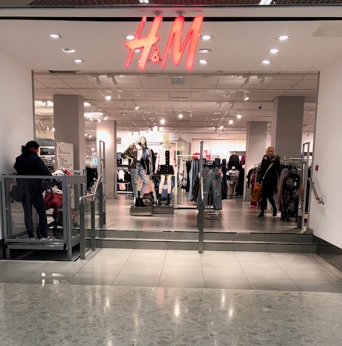 H&M