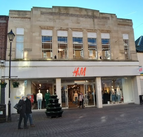 H&M