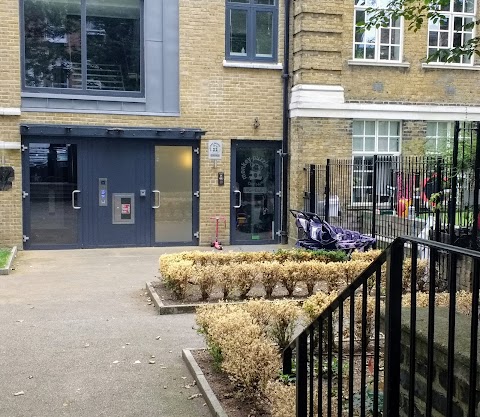 Monkey Puzzle Day Nursery Highbury