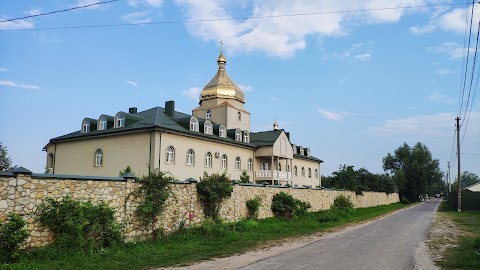 Монастирська іконна крамничка