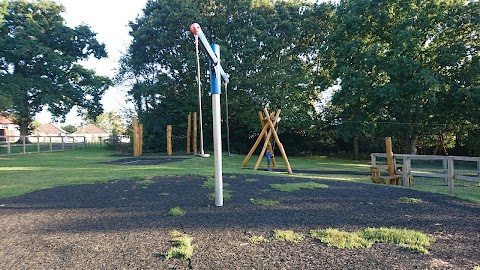 Greenfield Avenue play area