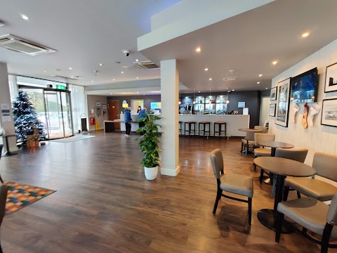 Holiday Inn Express Liverpool - Hoylake, an IHG Hotel