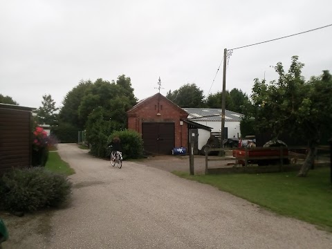 Thorntons Holt Camping Park