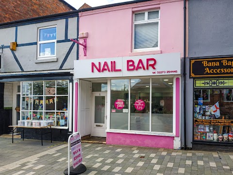 Nail Bar