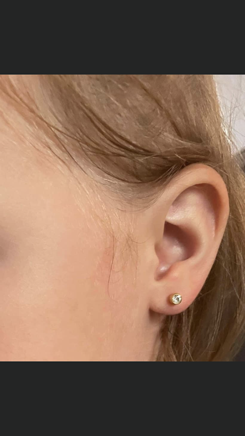 Ear lobe piercing willenhall