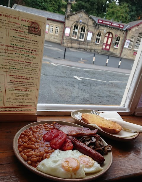 The Buffet Car Cafe