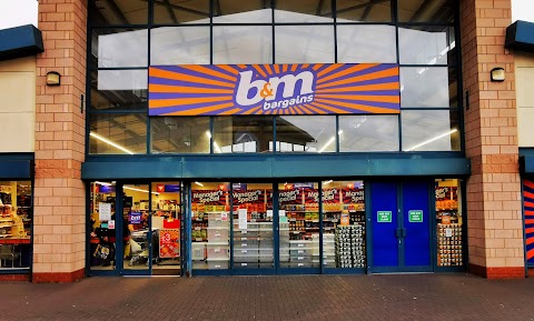 B&M Store