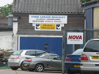 Town Garage Brackley Ltd