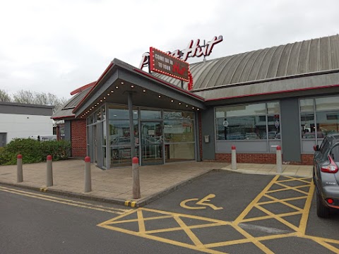 Pizza Hut Restaurants