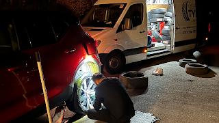 Mobile Tyre Hub 24/7 Emergency Mobile Tyre Fitting - Reading