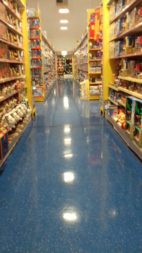 Smyths Toys Superstores