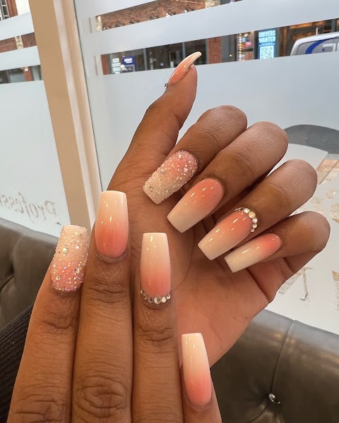 CA Nails Spa